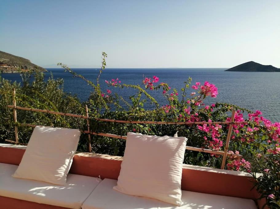 Casa Dei Melograni At Vourlidia Leros Villa Vromolithos Exterior photo